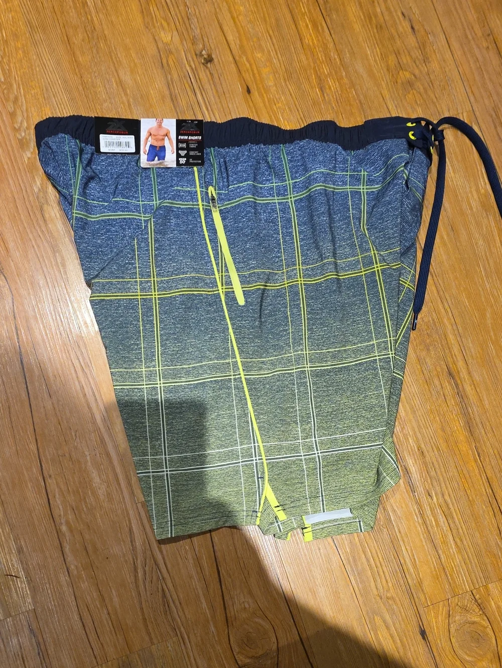 Xersion Men's Green Plaid Swim Shorts